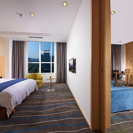 Holiday Inn Express Luoyang City Center By Ihg Exterior photo