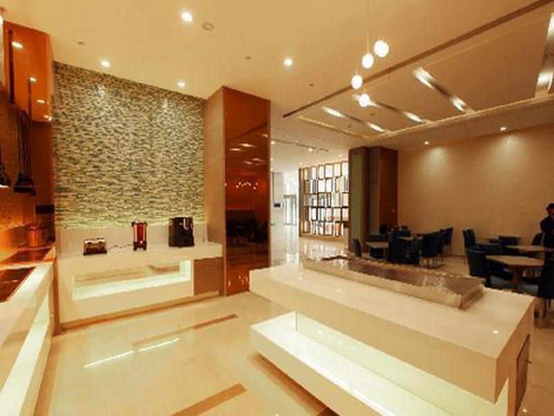 Holiday Inn Express Luoyang City Center By Ihg Exterior photo