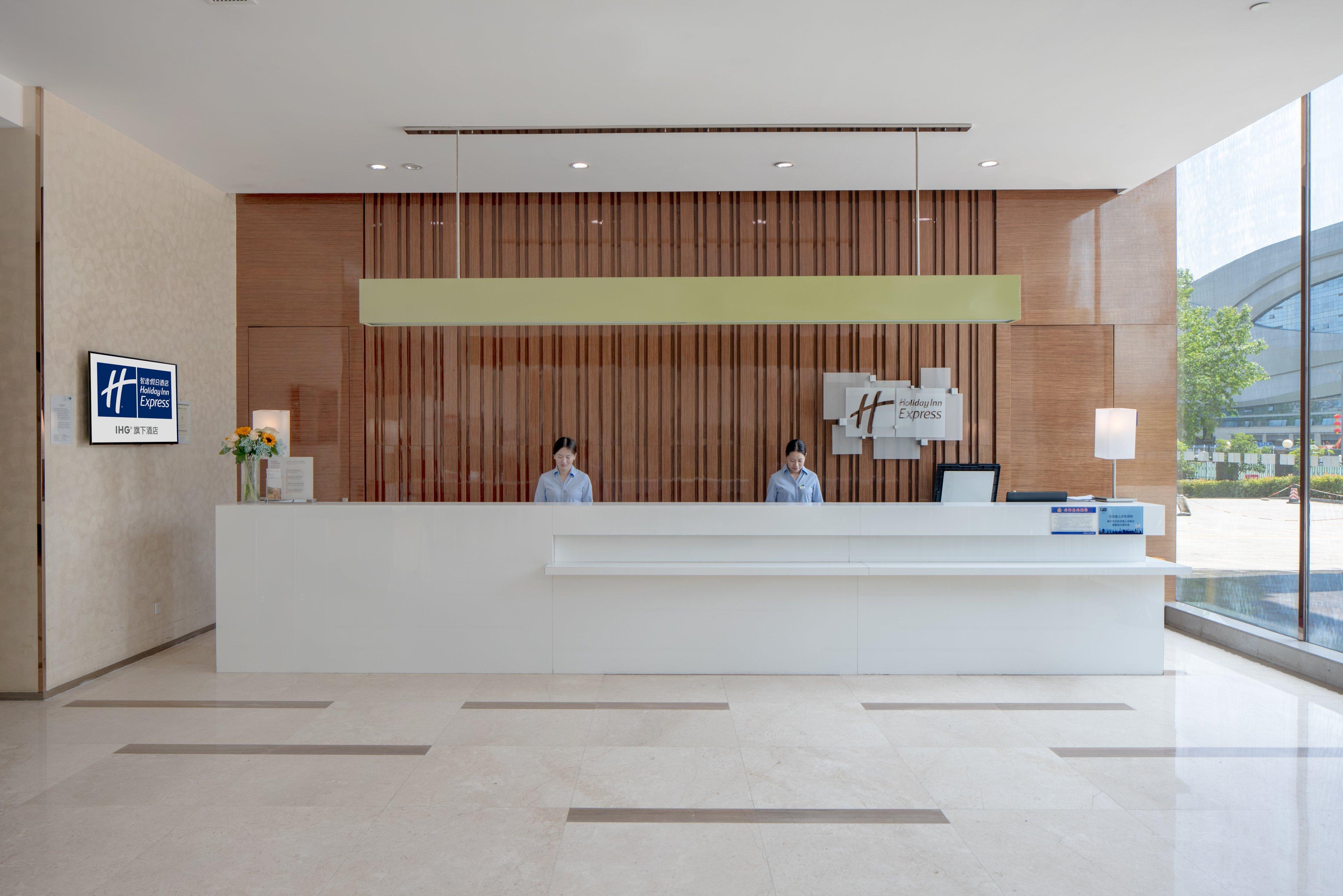 Holiday Inn Express Luoyang City Center By Ihg Exterior photo