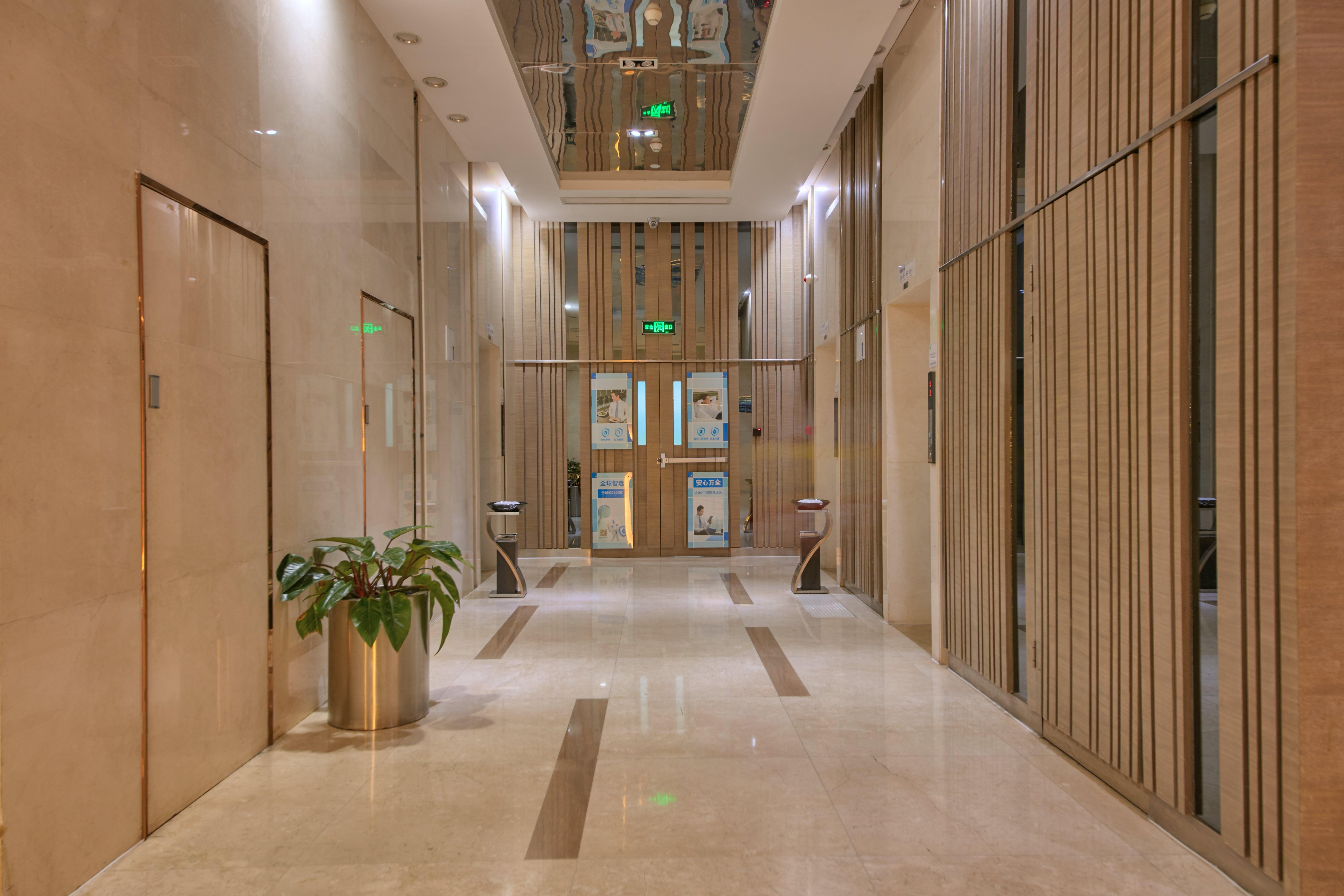 Holiday Inn Express Luoyang City Center By Ihg Exterior photo